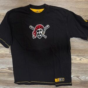 Pittsburgh Pirates Vintage Tee - L